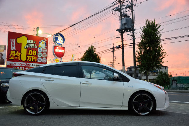 TOYOTA 2018year PRIUS A TOURING SELECTION