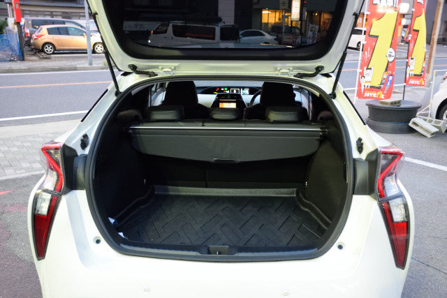 TOYOTA 2018year PRIUS A TOURING SELECTION
