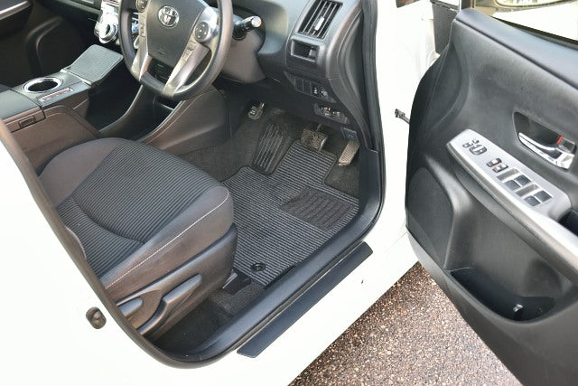 TOYOTA 2015year プリウスα S