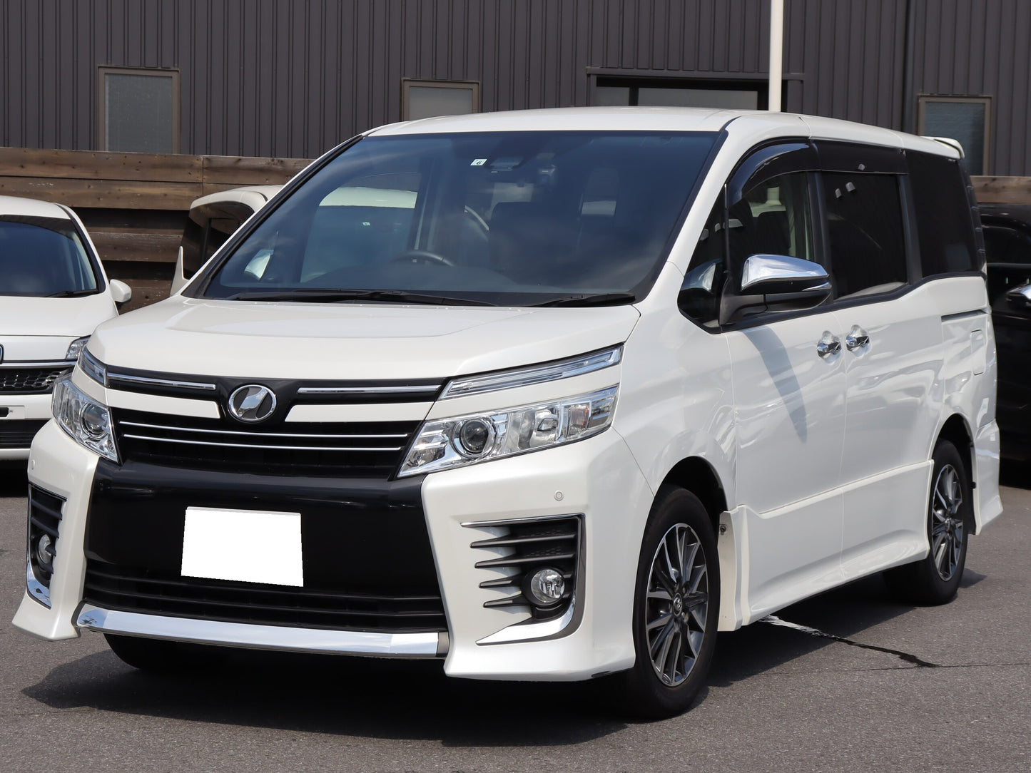TOYOTA VOXY ZS 【year:2016】