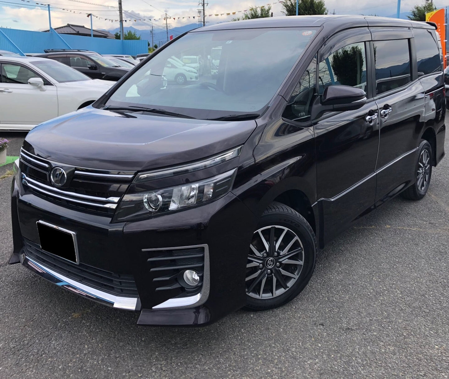 TOYOTA VOXY ZS 【year:2014】