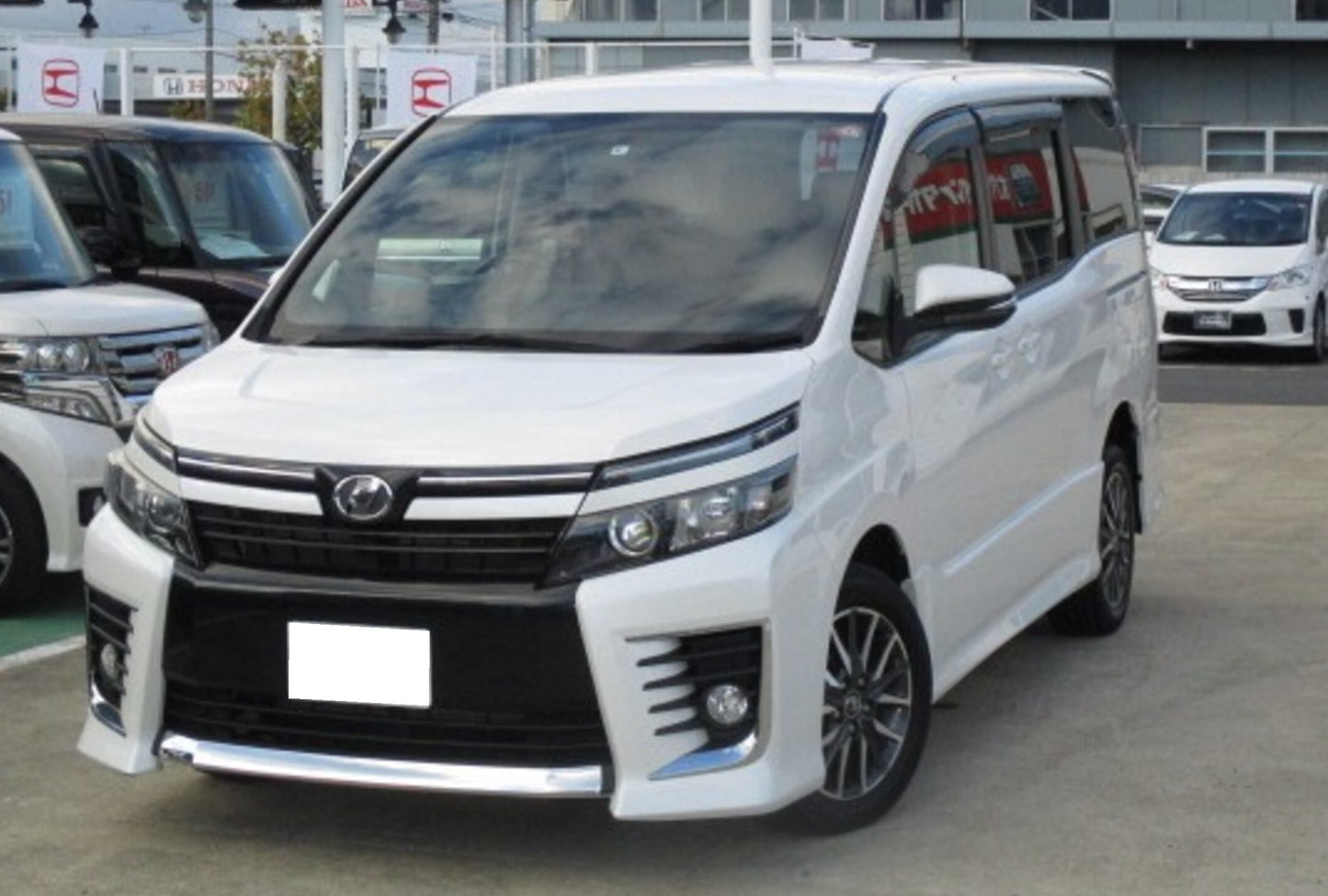 TOYOTA VOXY ZS 【year:2014】